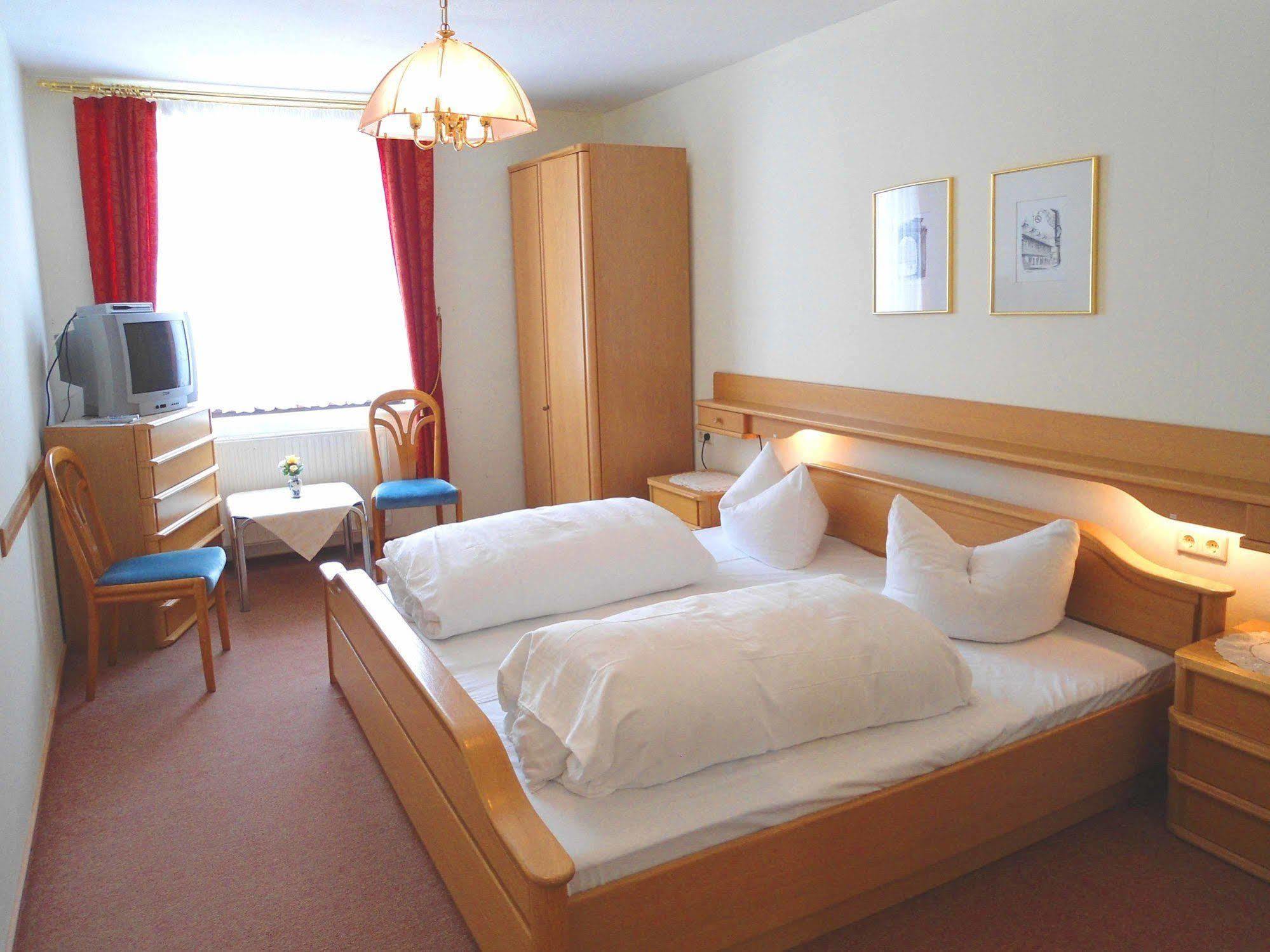 Hotel Krone Goessweinstein Luaran gambar