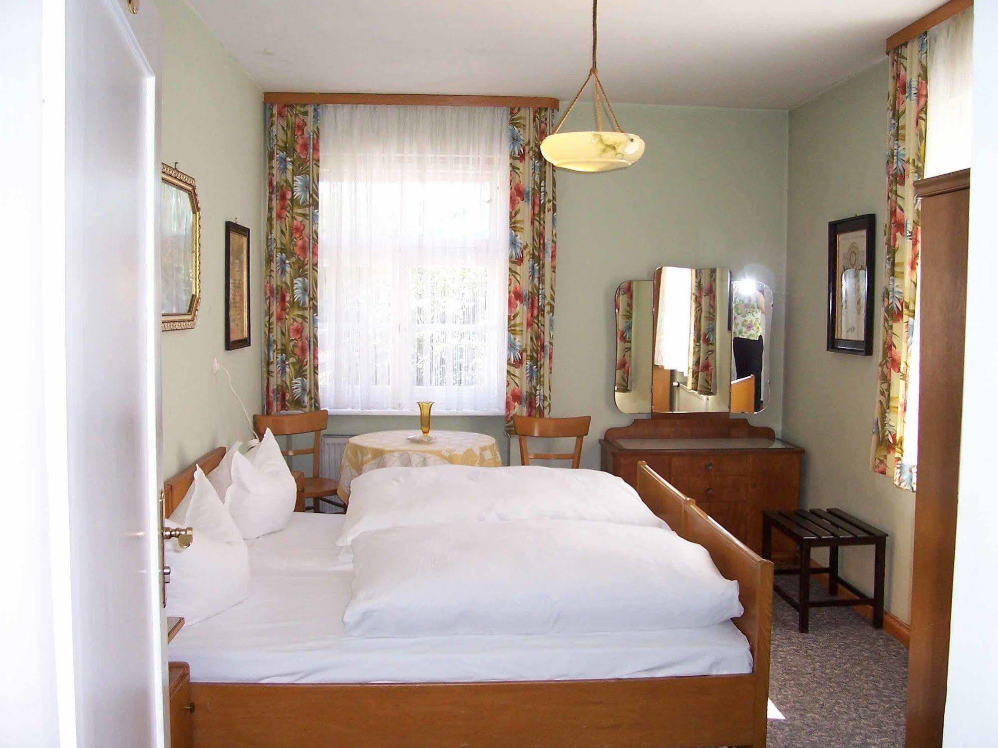 Hotel Krone Goessweinstein Luaran gambar