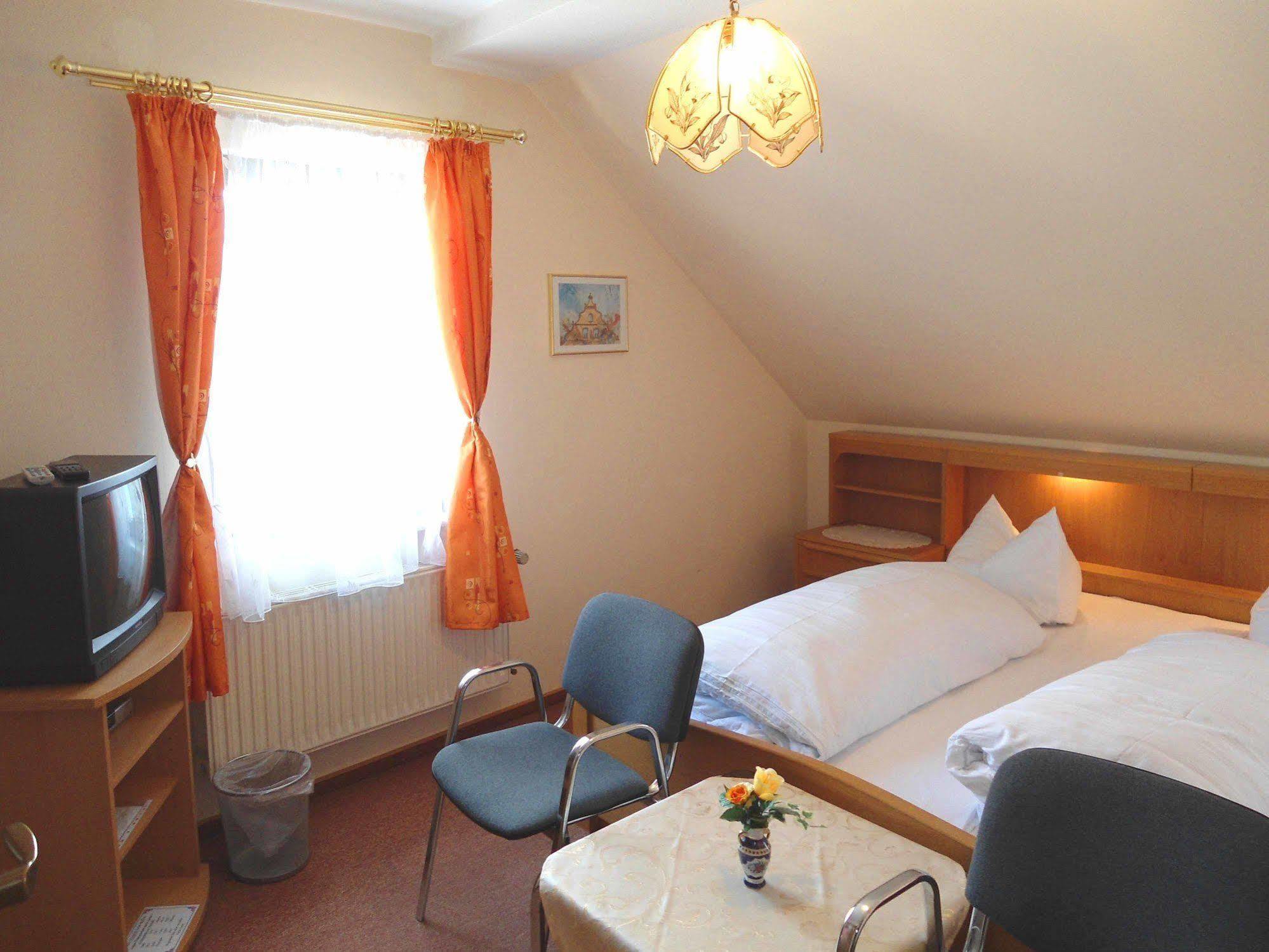 Hotel Krone Goessweinstein Luaran gambar